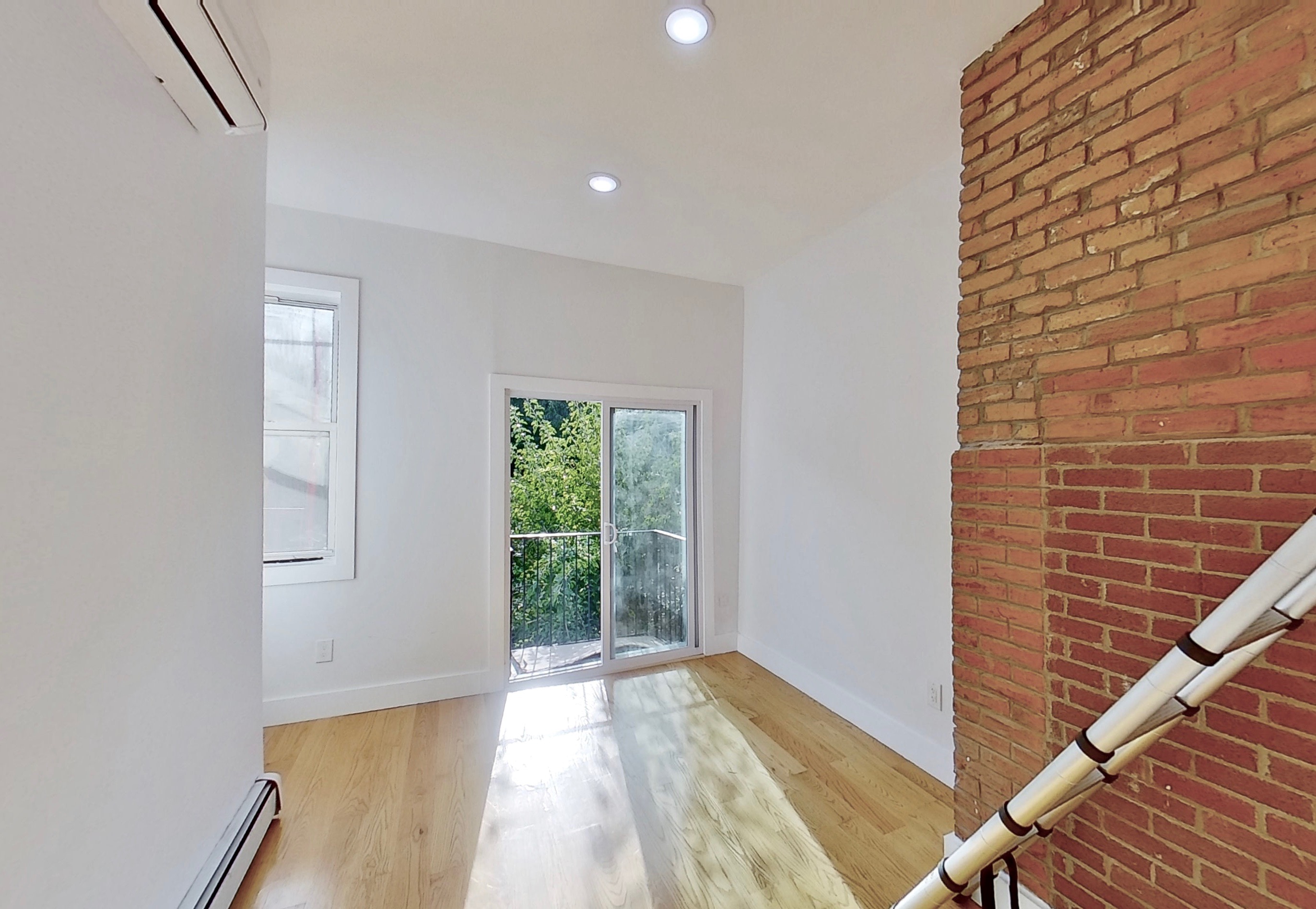 564 Central Avenue